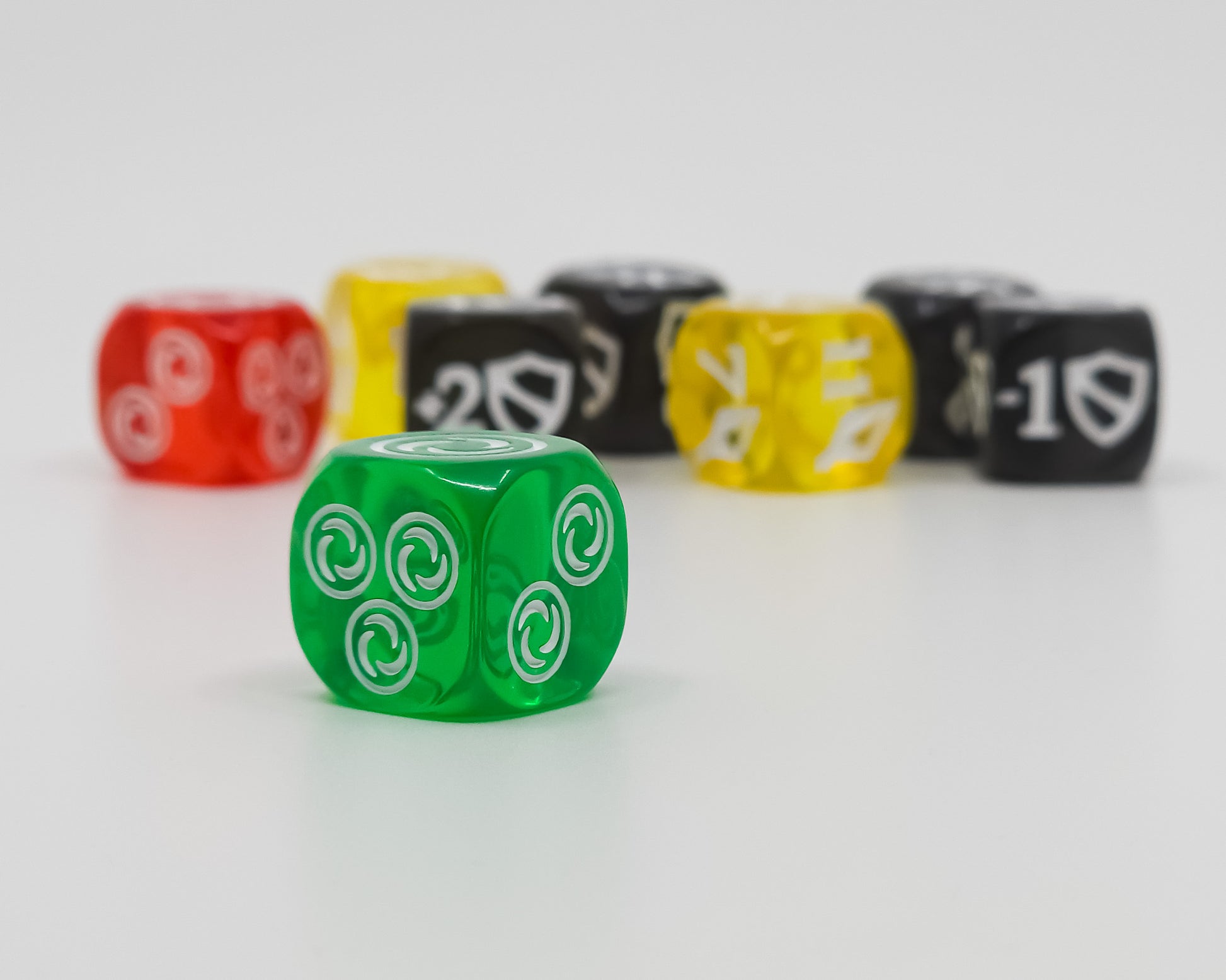 Flesh and Blood - Small Clear Dice Set (16mm)