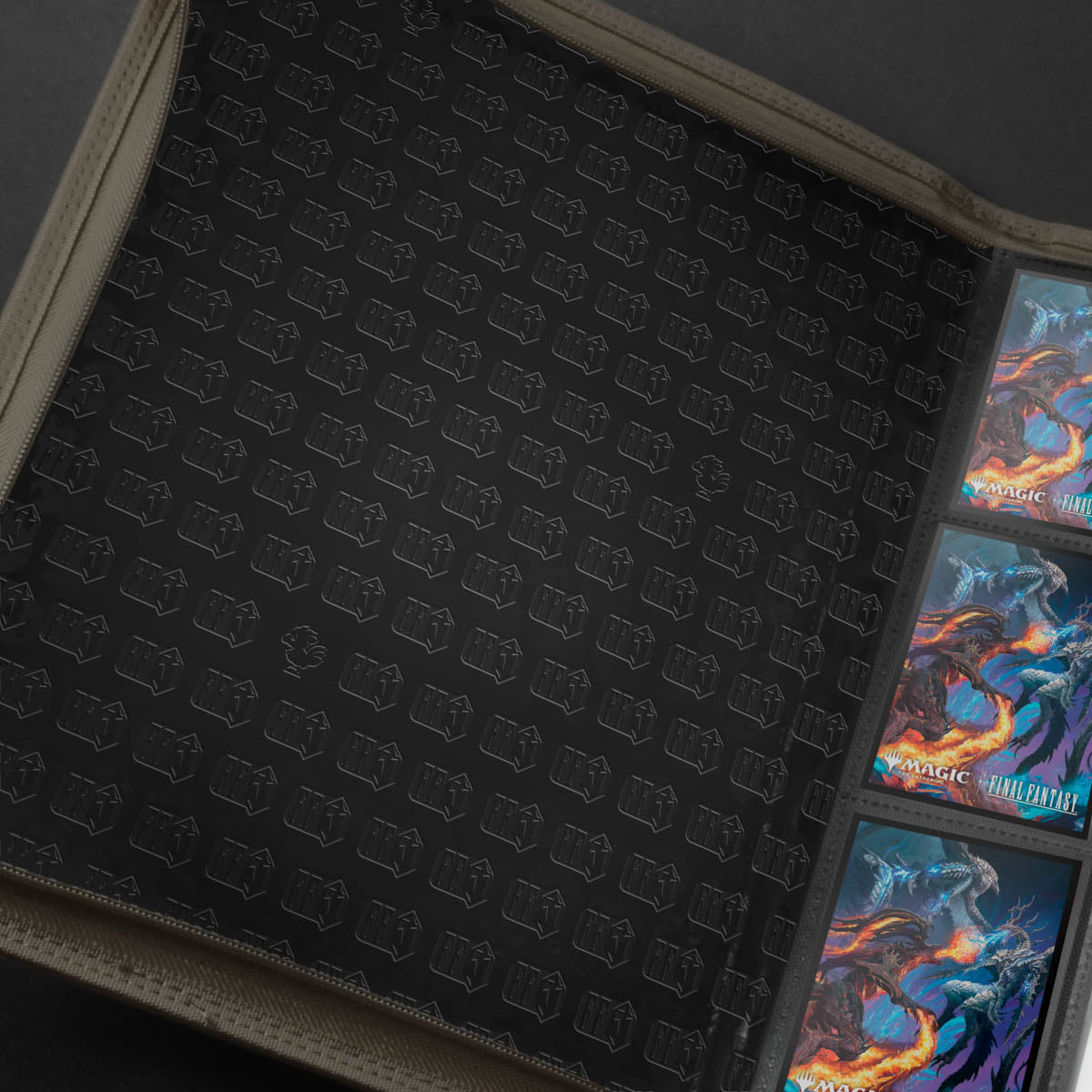 FINAL FANTASY Sephiroth, Planet's Heir 9-Pocket Premium Zippered PRO-Binder